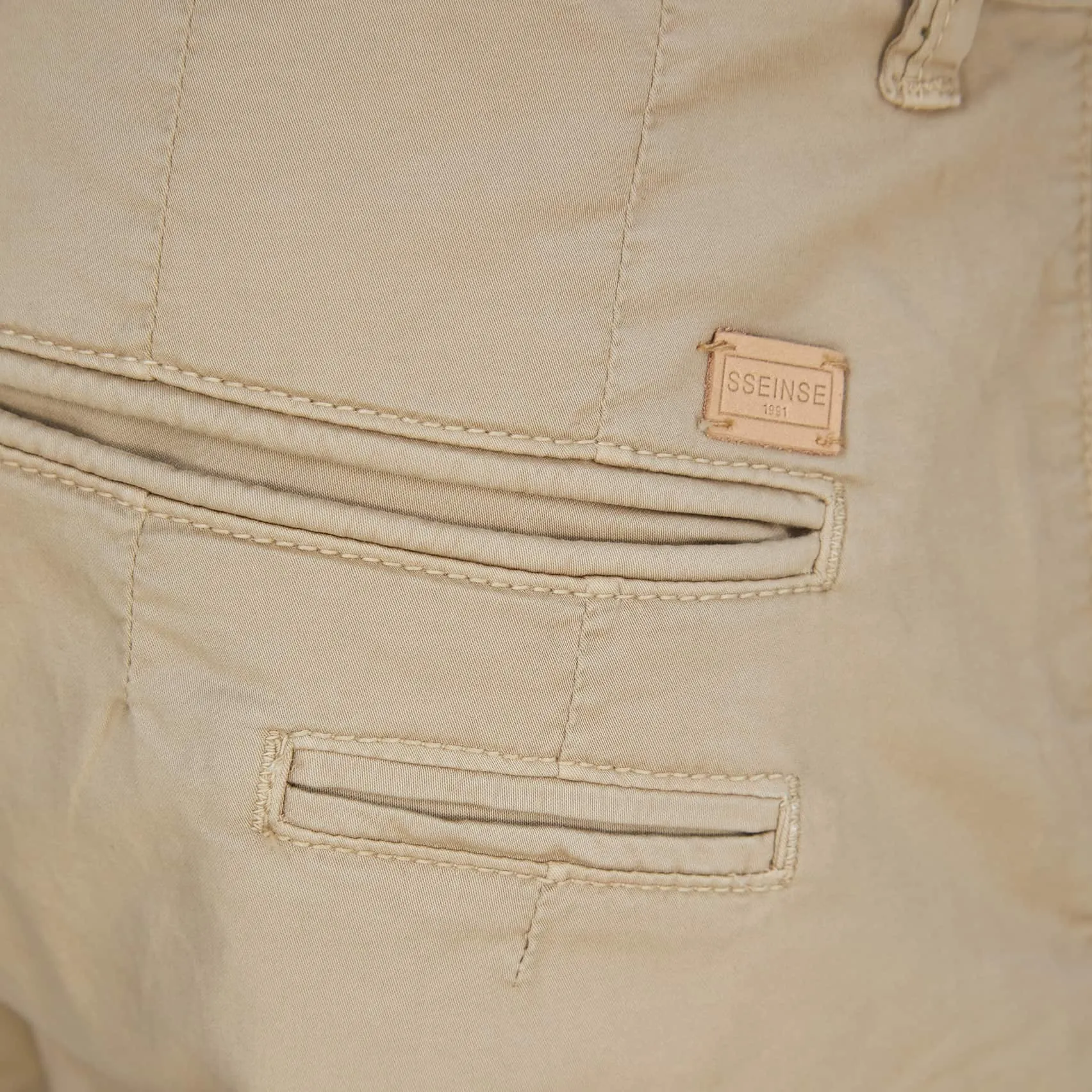 SSEINSE BERMUDA CHINO SHORTS